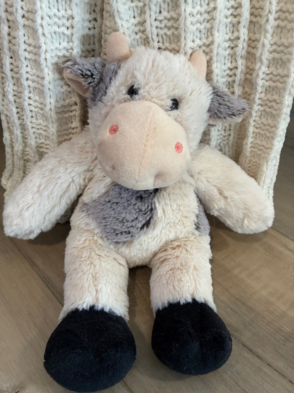 Teddy Mountain Plush Cow Stuffed Animal - Cream & Gray with Black Hooves